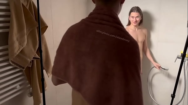 Thresome in shower with Mattyaiden and Alexdavey