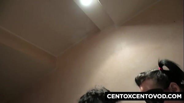 La cicciona Klara Van der Kiapp e due cazzi insieme nella figa della milf