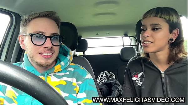 MAX FELICITAS SCOPA IN MACCHINA UNA FIAT PANDA MOON COMELALUNA RAGAZZA 18 ENNE ITALIANA