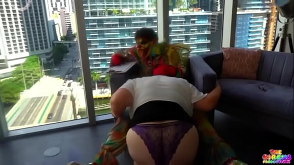 How businessman close million dollar deals