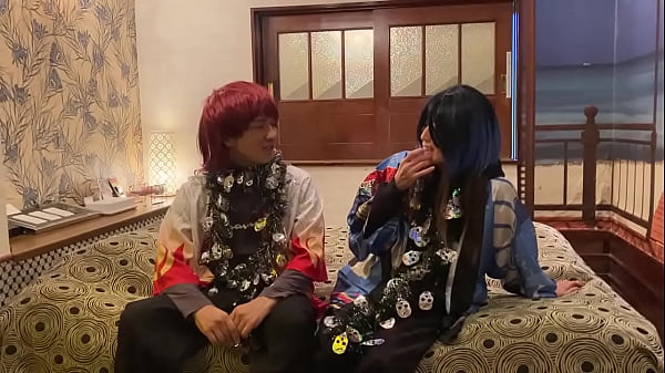 人妻熟女【無修正】ハロウィンの日にコスプレさせられてフェラから生中出し！！！