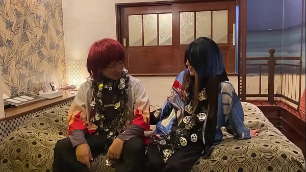 人妻熟女【無修正】ハロウィンの日にコスプレさせられてフェラから生中出し！！！