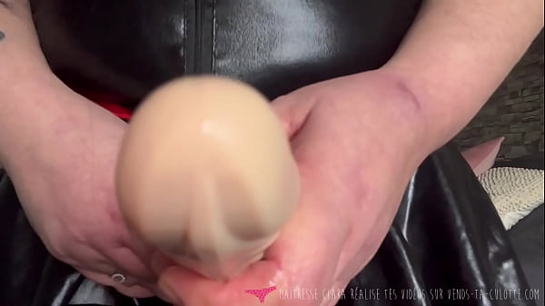 Vends-ta-culotte - Dominatrice française explique comment être un soumis idéal - Maîtresse Clara