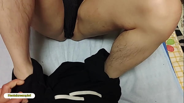 Homens fazendo sexo gay com brinquedos