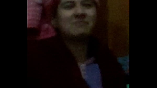 Wet pink hair 18 girl Thumbnail