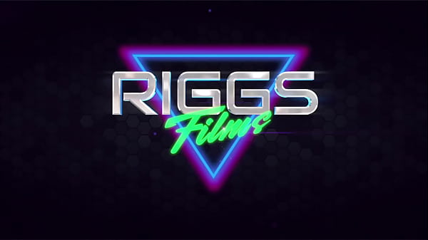 FIT KITTY FUCKS ZAC WILD BY THE POOL