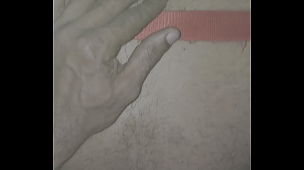 óriás fekete fasz megtölti a roma fiút