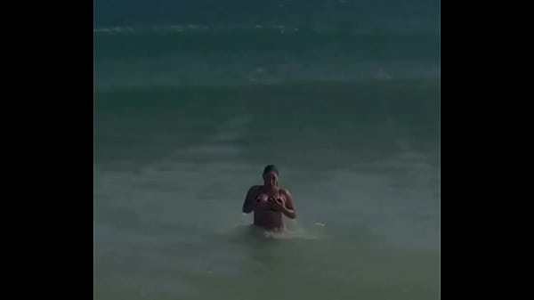 Instagram: @raquelfivic Thumbnail