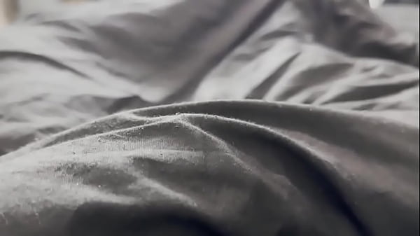 Me follé a mi madrastra – mi madrastra viene a despertarme y me ayuda con mi ereccion