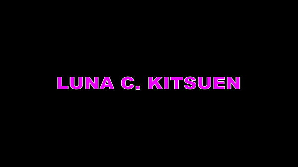 Luna C. Kitsuen Is Curvy And Swallows