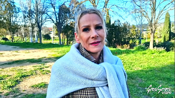 Victoria, 47ans, la milf aux seins très goûteux