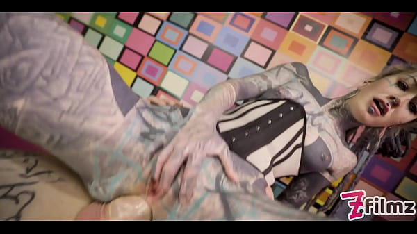 ANAL QUEEN Anuskatzz in corset plays with metal toy and gets her ass fucked by big dick and SQUIRTs