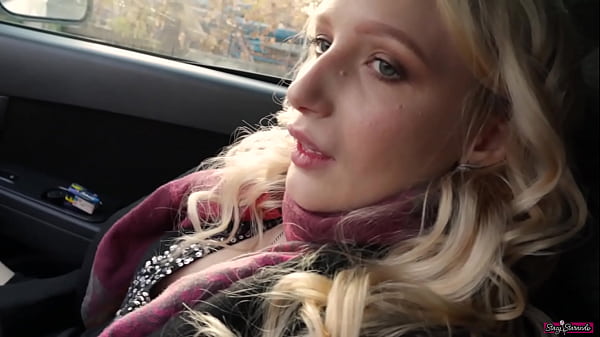 Horny teen girl masturbates her pussy in public in the car!