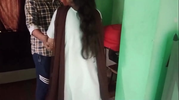Indian College Girl First Time Anal Sex Video Viral MMS