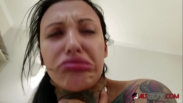 Tattooed model Adel Asanti fucked in her hotel room