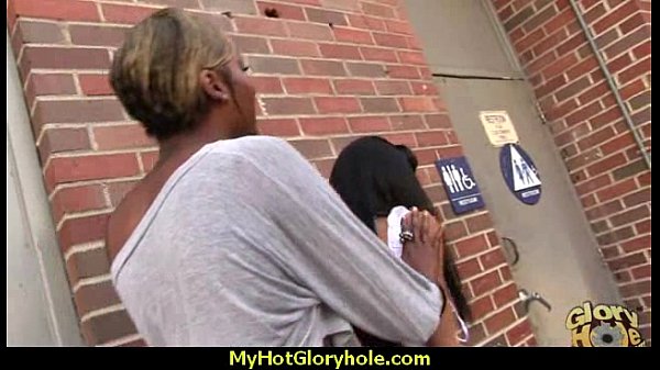 Ebony GF: Sloopy Blowjob 9.5