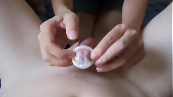 Quickly take off the condom! I want sperm