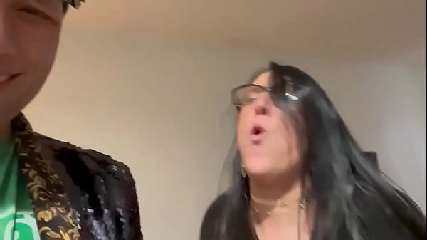 McHenry Cruiser Peeing In a woman’s mouth Thumbnail