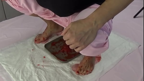 Peeing in strawberries and trampling them with my beautiful feet Thumbnail