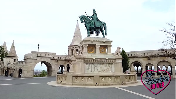 Cherry Kiss, une blonde très coquine qui aime la baise