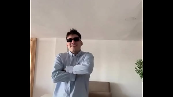 Breaking the mold Thumbnail