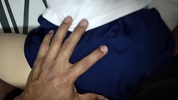 Stepfather fucks his sch0olgirl stepdaughter when he sees her alone in her room