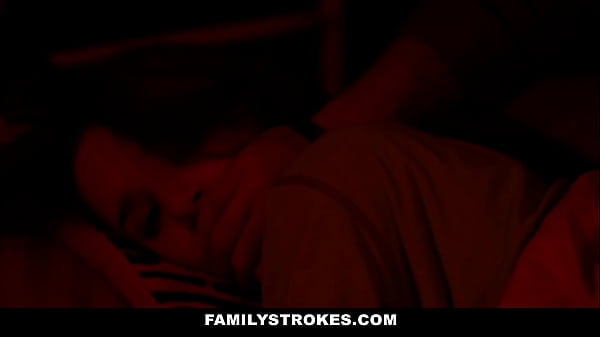 Stepdaddy Fucking His Stepdaughter in Night | Kelsey Kage, Lily Moon