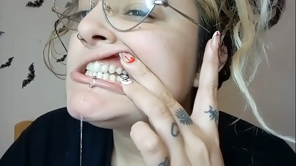 NEW FETISH QUEEN Thumbnail