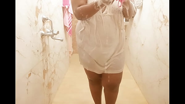 Laos sexy milf taking shower Thumbnail