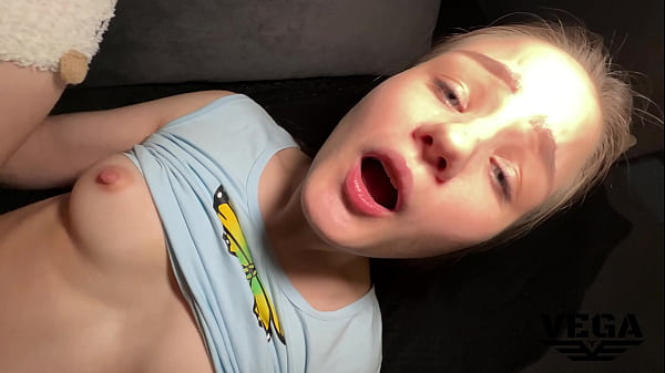 HORNY STEP SISTER RIDES STEP BROTHER HUGE DICK