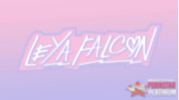 Horny Babes Leya Falcon & Mocha Menage In Tricks, Treats & Big Dildos!