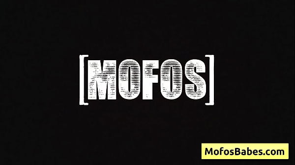 Asian teen suck massive white dick and gets filmed doing this (Lulu Chu, Scott Nails)