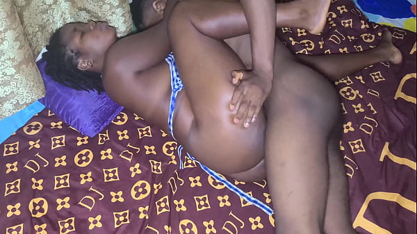 Nigerian Pussy roughly fuck