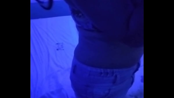 Valery Young concorda em fazer isso por dinheiro Parte 1