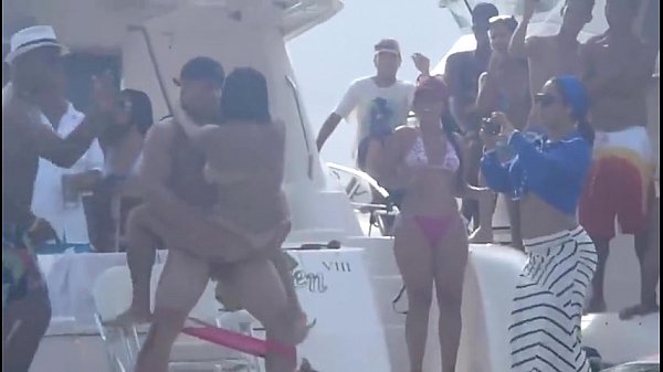 the beach morrocoy, cayo juanes Venezuela sexy party - XVIDEOS.COM