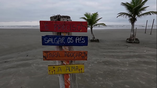 Aventuras do Casal Mattos – Fodendo na praia de frente ao mar