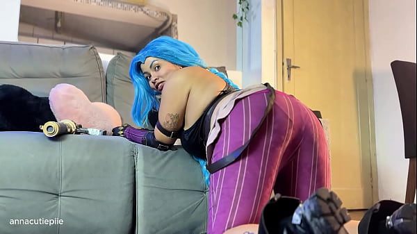 Jinx Wants you to smell her farts - Big Ass Cosplay Thumbnail