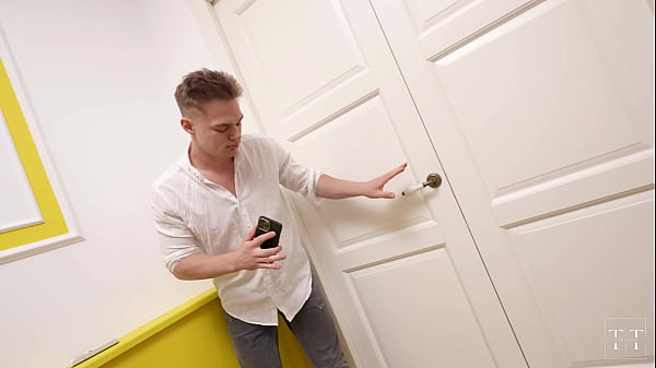 Crazy Teen Bitch Wears Horse Mask To Be Included In Threesome