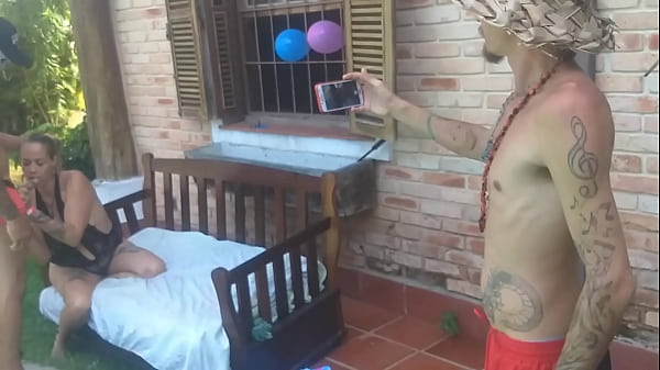 gravações de Carnaval com o elenco el Toro de oro , Paty bumbum, flakael, Bombomd4, Branca de Neve atriz, Samuka Ventura, Ines Ventura, Bruninho bombom, Myke Brazil, Clarkes boutaine, Brinquedo Ator, Fada mel, Bruxo Fire, Bradock 22 hot