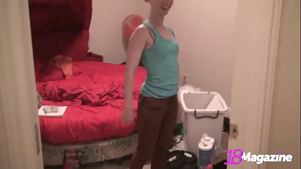 Petite Flat Chested Teen Emi Clear Shaves Her Cute Legs In The Bathtub