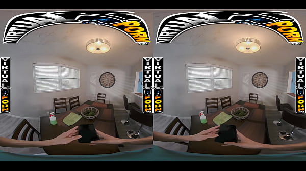VIRTUAL PORN – Your Stepmom Carmela Clutch Shows You Her Amazing Curves Before Sliding Her Pussy On Your Dick