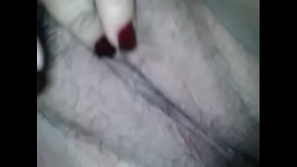 latina finger Thumbnail