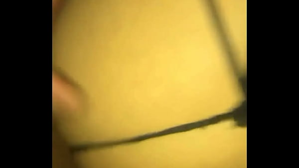 Cumming inside latina