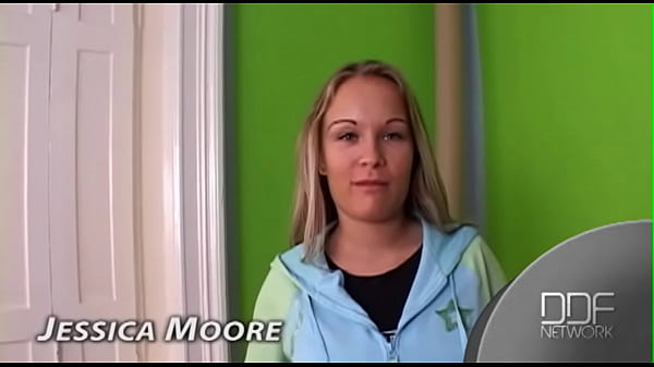 Juicing Up Her Jugs! Thumbnail