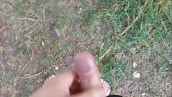 Young public twink gets lucky at cruising with a meaty dick and extreme cumshot
