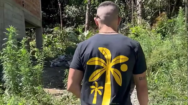 Suruba no meio do mato – Free