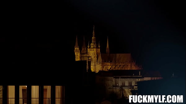 Florane’s Nighttime Craving: A Wild Sex with Thomas