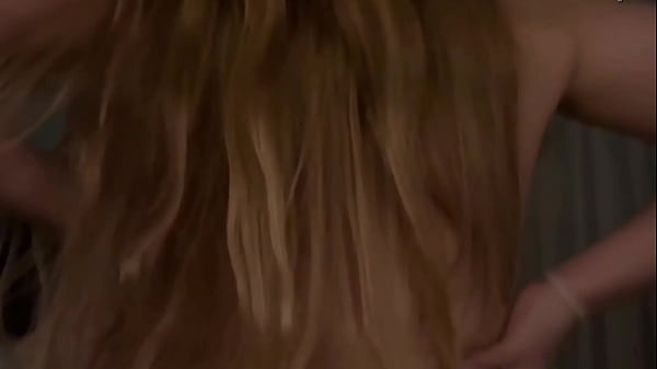 Forró amatőr pár valódi orgazmussal otthon