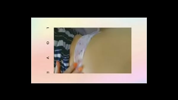 Novinha showing off Thumbnail