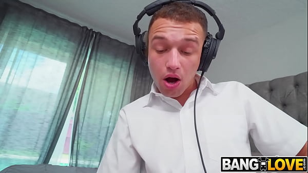 Spy Cam Threesome Johnny Love, Blake Blossom, Slimthick Vic